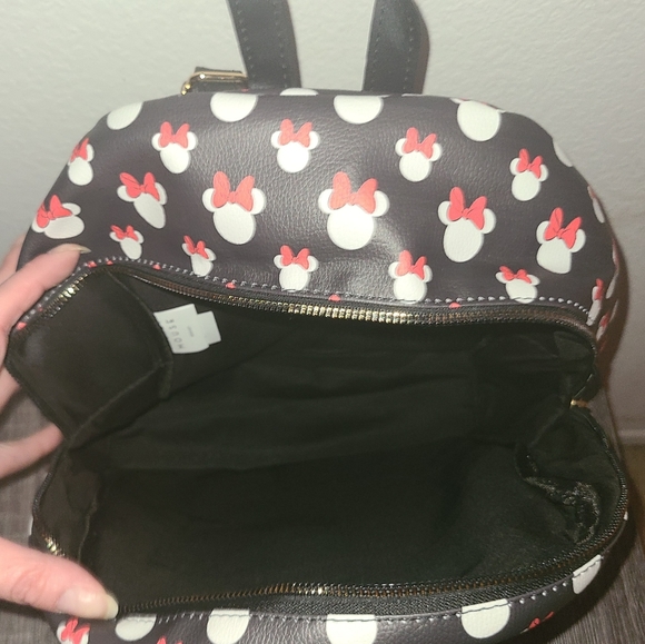 DISNEY MINNIE MOUSE LOGO LARGE BACKPACK BAG GREAT FOR TRAVEL SCHOOL AND MORE - Picture 8 of 13